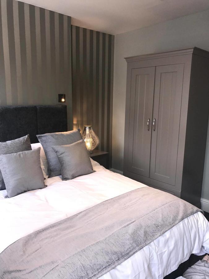 Lil's On The Waterfront 3* York